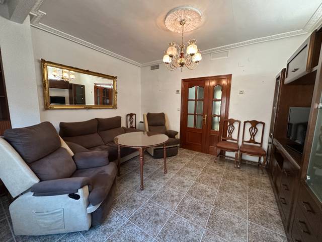 Piso en Venta en Calle Vista Alegre en Úbeda