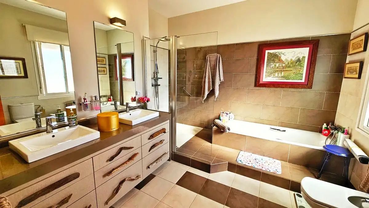 Baño de Casa o chalet en venta en Cañaveral de León con Aire acondicionado, Jardín privado y Terraza