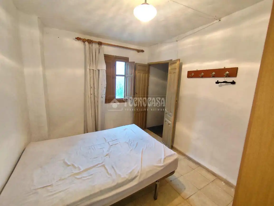 Dormitori de Casa adosada en venda en Los Guájares amb Terrassa