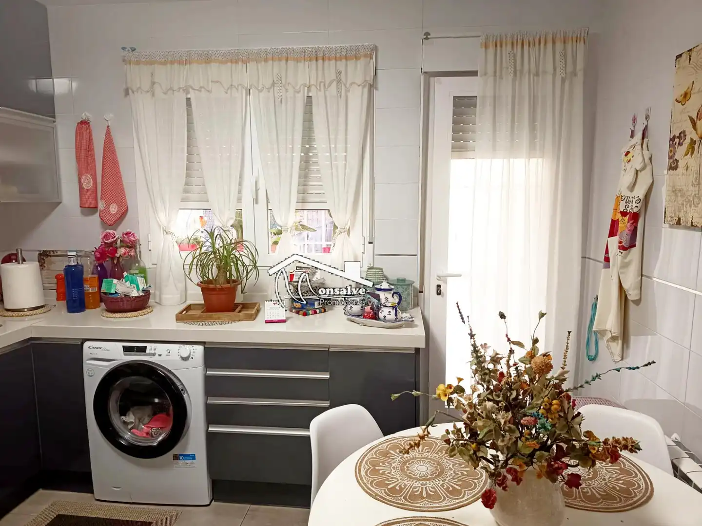 Cocina de Casa adosada en venta en Yeles con Aire acondicionado, Calefacción y Jardín privado