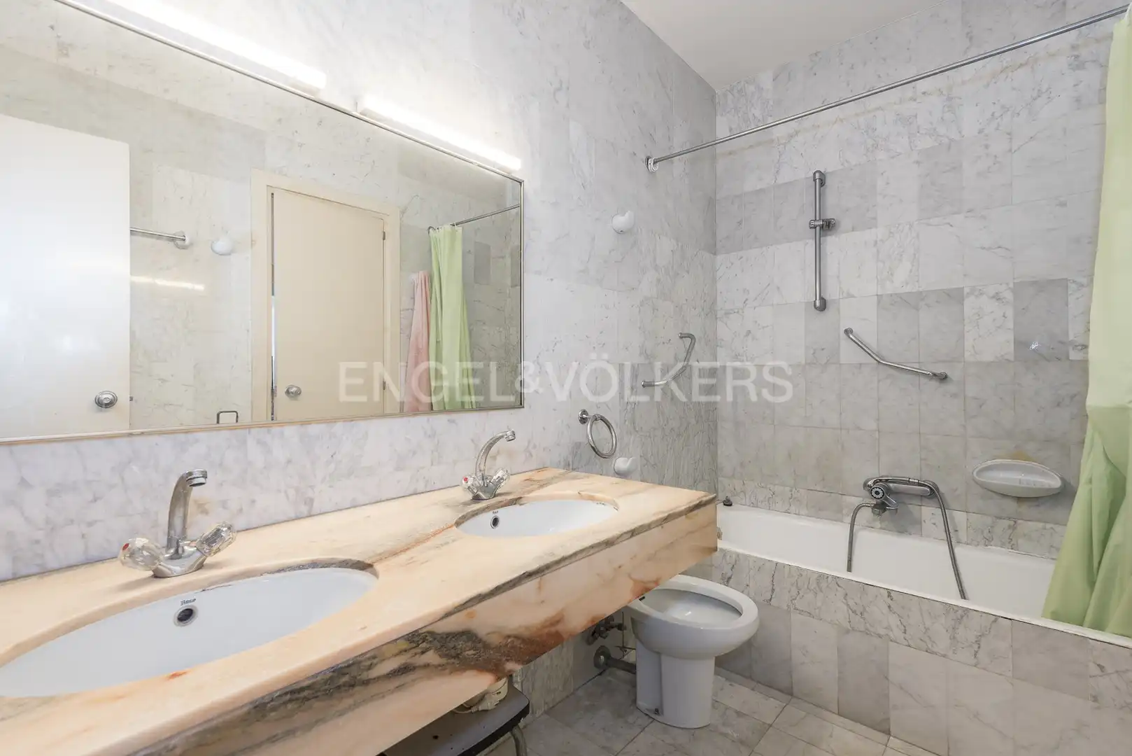 Bany de Casa o xalet en venda en Tarragona amb Calefacció, Jardí privat i Parquet