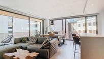 Living room of Flat for sale in  Madrid Capital  with Heating, Parquet flooring and Terrace