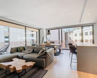Living room of Flat for sale in  Madrid Capital  with Heating, Parquet flooring and Terrace