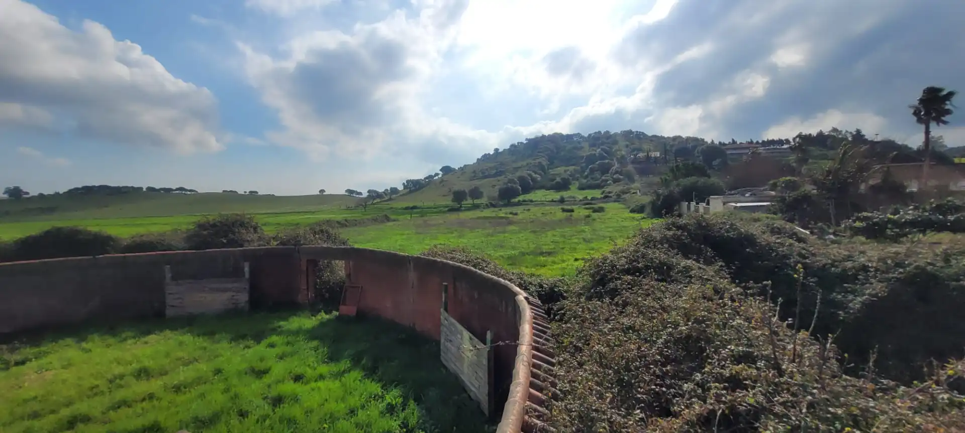 Casa rústica amb piscina en venda a Autovía Los Barrios 8, imagen 3