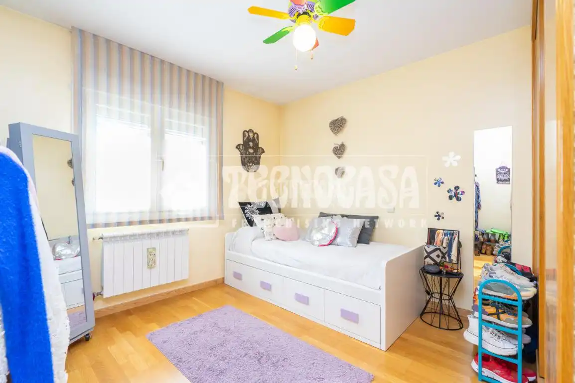 Schlafzimmer von Wohnung zum Verkauf in Colmenar Viejo mit Klimaanlage, Heizung und Balkon