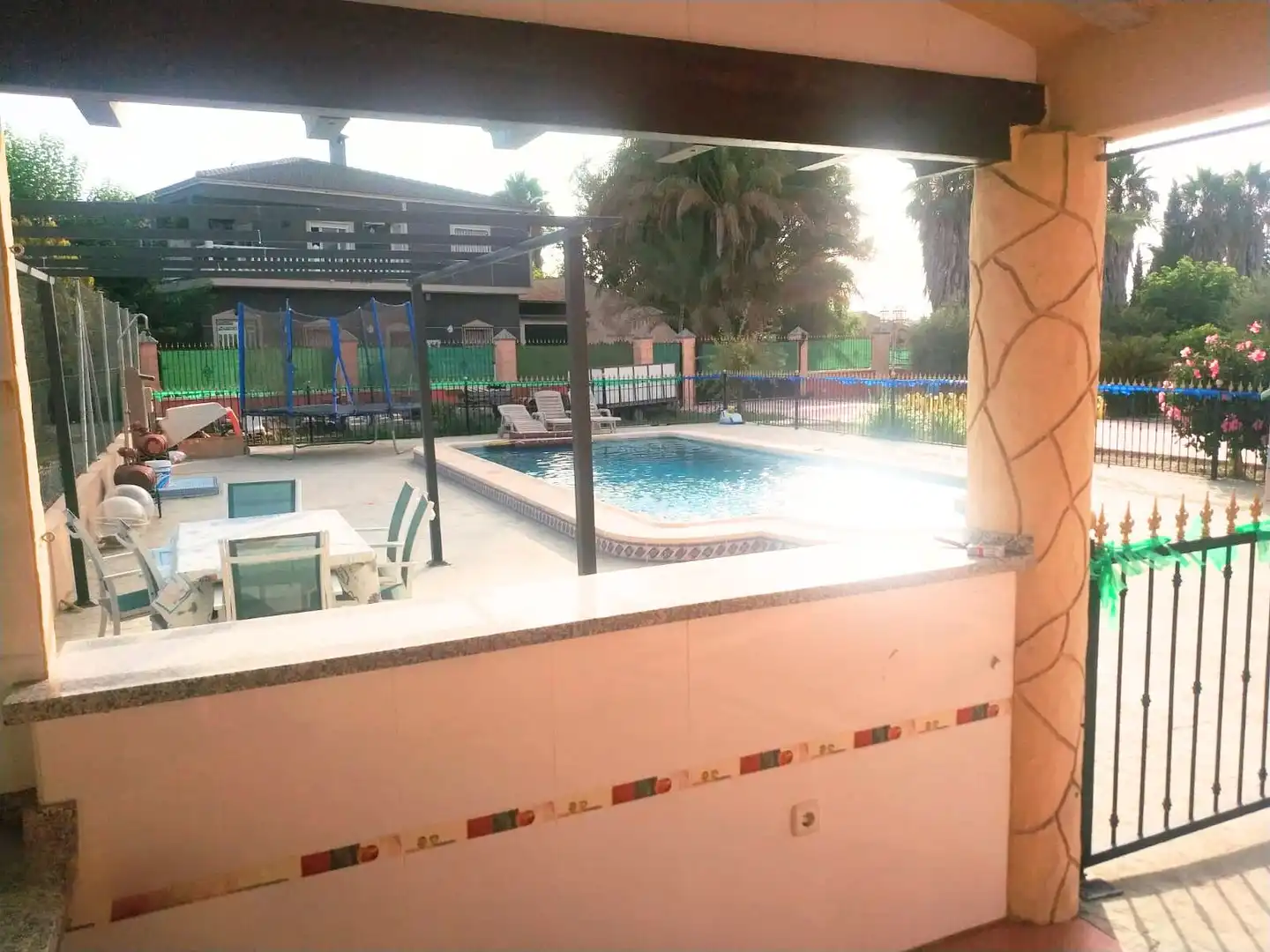 Piscina de Casa o xalet en venda en Orihuela amb Jardí privat, Moblat i Balcó