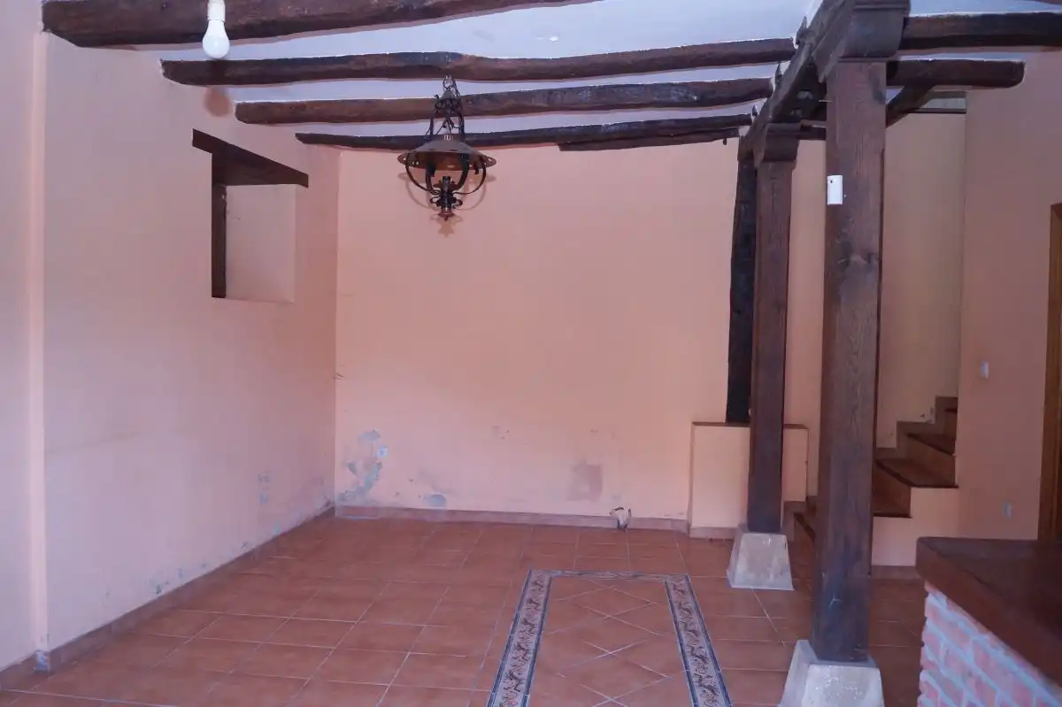 Houses for sale in Pesaguero  with Heating and Storage room