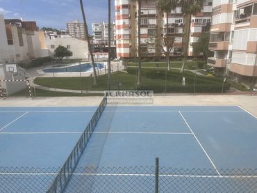 Appartement compact avec piscine à vendre à Torre del Mar
