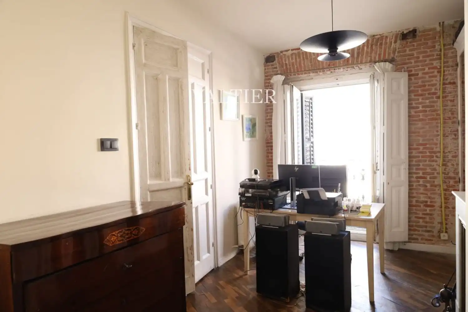 Bedroom of Flat for rent in Madrid  with Air Conditioner, Storage room and Furnished