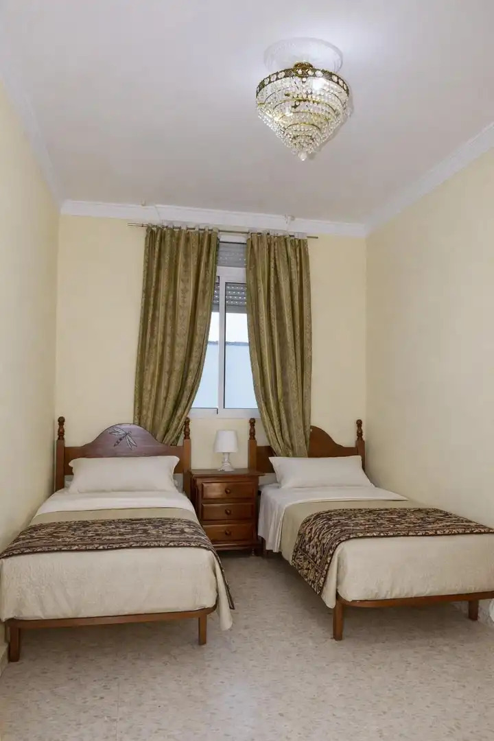 Bedroom of Flat for sale in Fuente de Cantos  with Air Conditioner, Furnished and Balcony