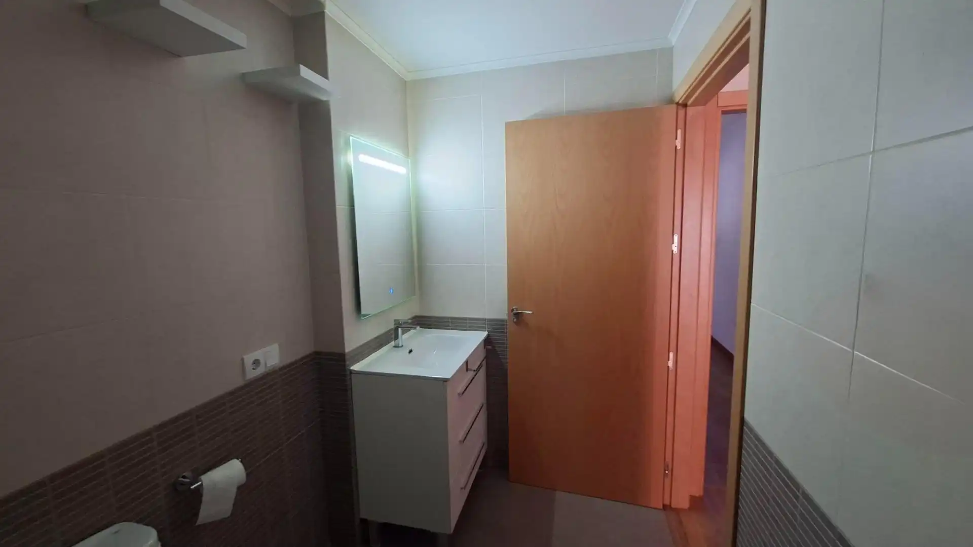 Bathroom of Ground floor for rent in Badajoz  with Heating, Storage room and Community pool