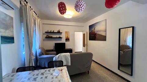 Photo 3 of Flat for rent in Segre, El Plantinar – Avda. La Paz - El Juncal,  Sevilla Capital