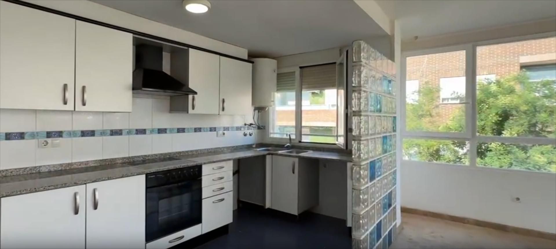 Kitchen of Attic to rent in  Valencia Capital  with Terrace