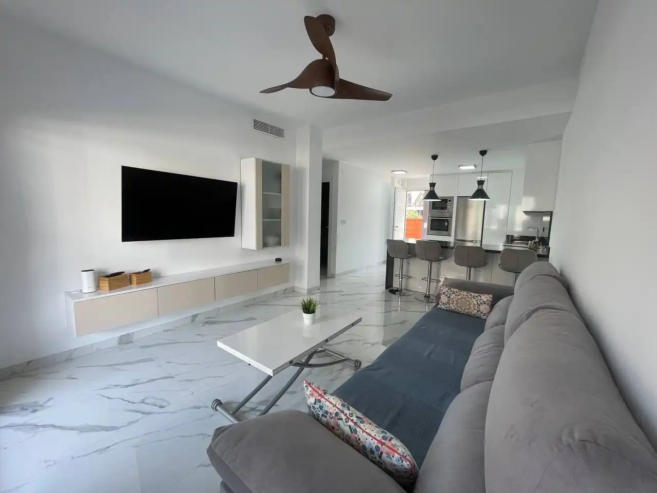 Sala de estar de Planta baja de alquiler en Pueblo Latino
