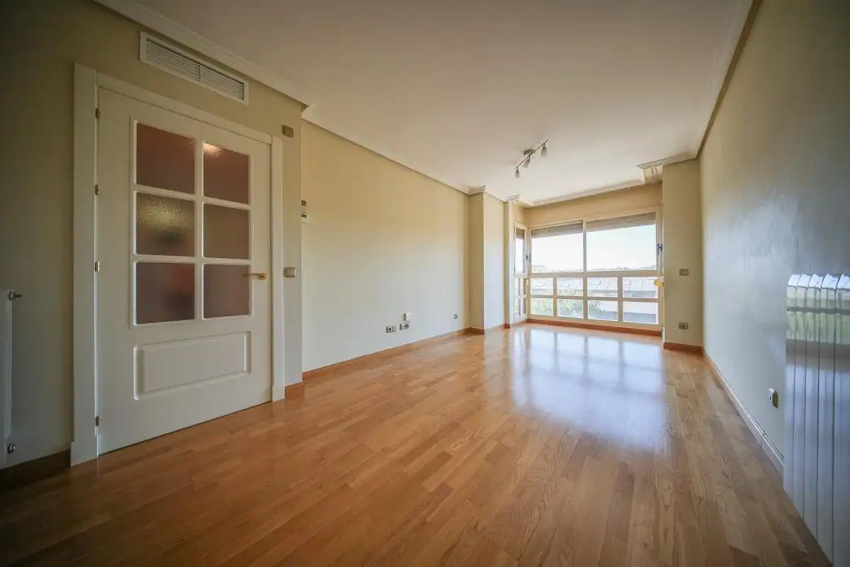 Living room of Flat for rent in Madrid  with Air Conditioner, Heating and Terrace