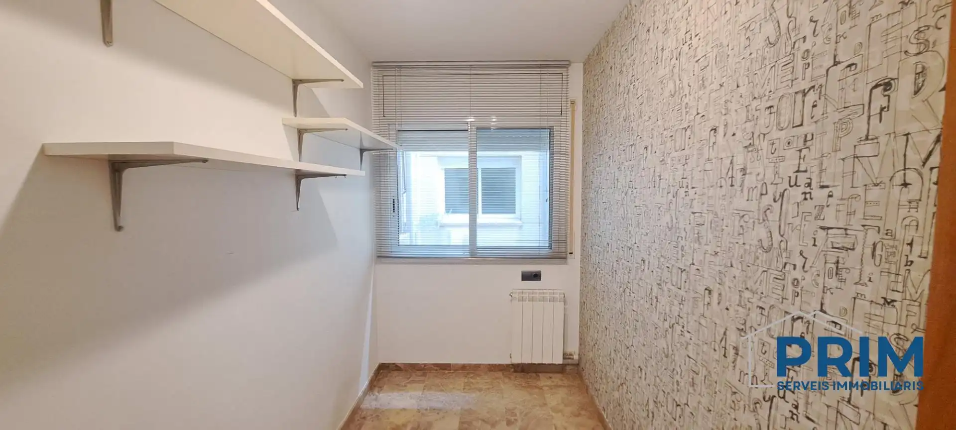 Bedroom of Flat for rent in Mestral 