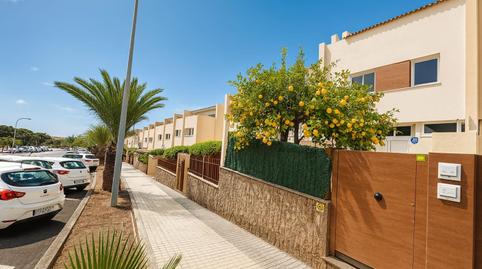 Foto 2 de Casa adosada en venda a Avenida San Francisco, 10, Los Cristianos, Santa Cruz de Tenerife