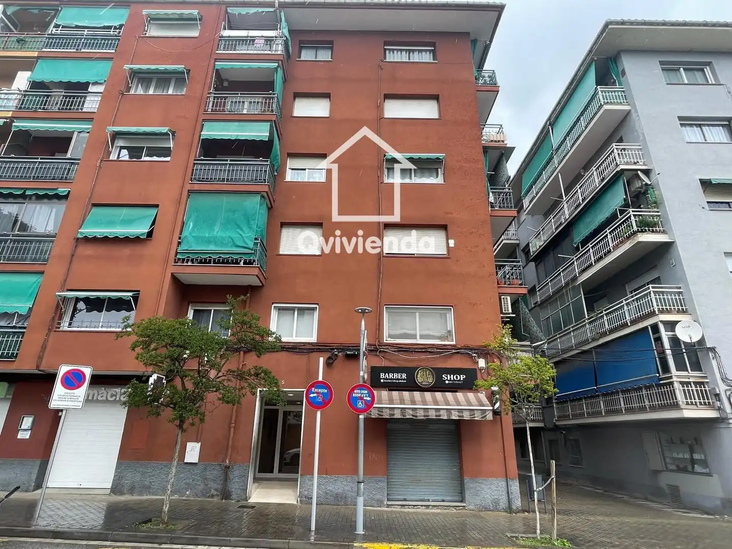 Vista exterior de Piso en venta en Canovelles