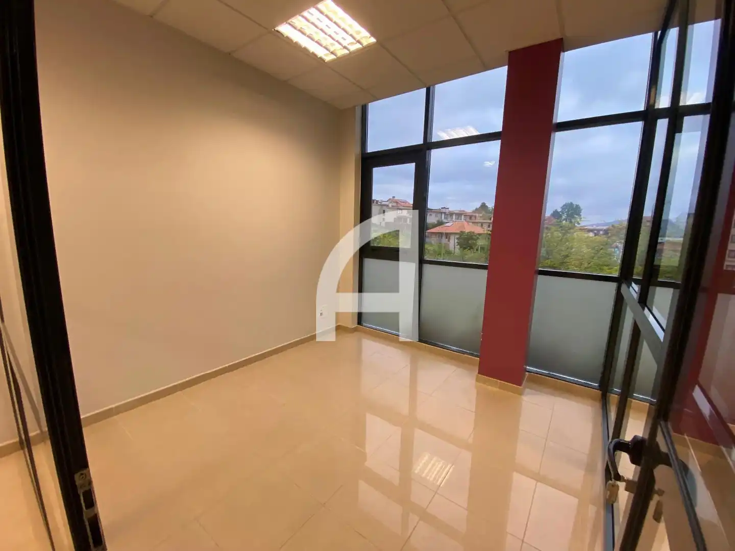 Oficina de lloguer a MARÍN, Coia