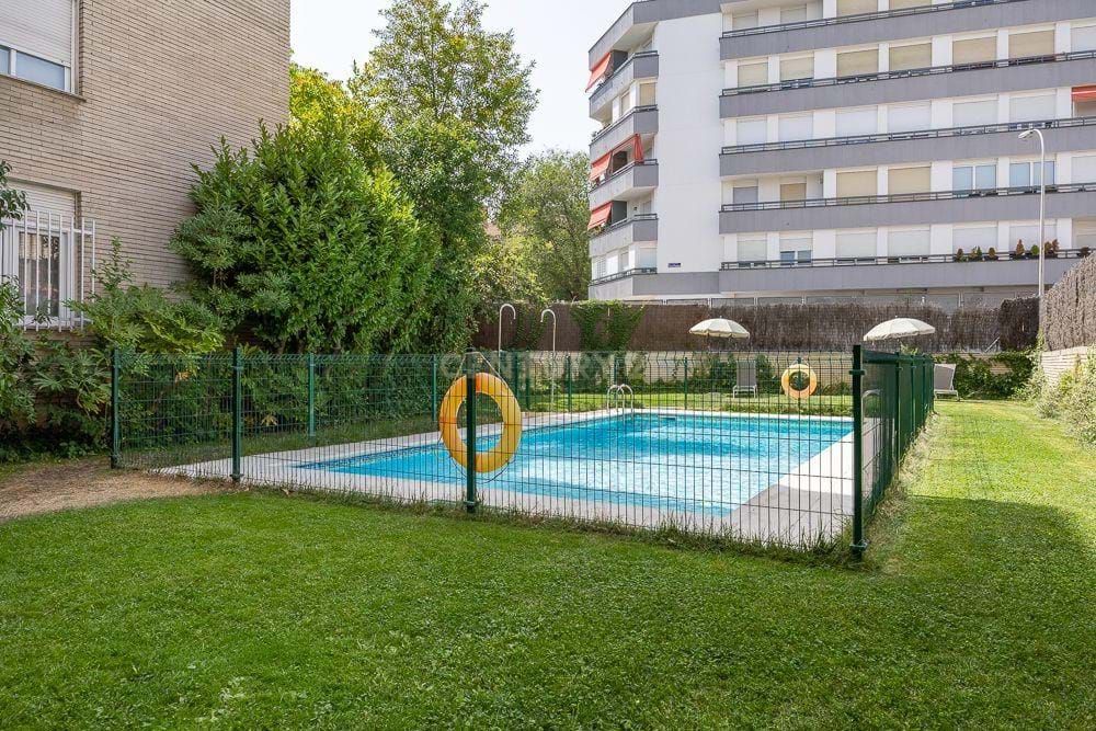 Piscina de Piso en venta en  Madrid Capital con Aire acondicionado, Calefacción y Piscina