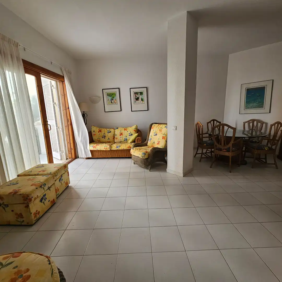 Sala d'estar de Casa adosada en venda en La Manga del Mar Menor amb Jardí privat, Terrassa i Moblat