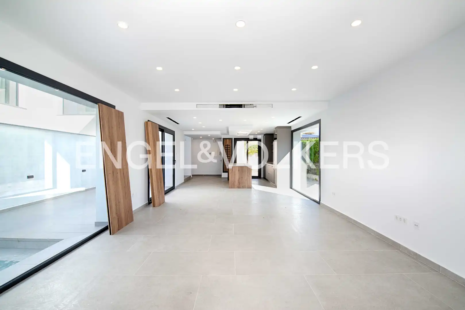 Terraced house with terrace for sale in Carrer Requesens, imagen 11