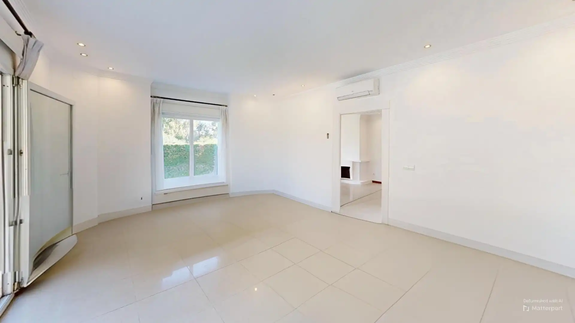 Sala de estar de Casa o chalet en venta en Sotogrande con Aire acondicionado, Jardín privado y Terraza