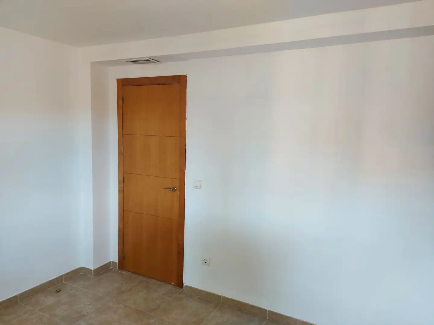 Houses for sale in La Pobla de Vallbona  with Air Conditioner, Heating and Private garden