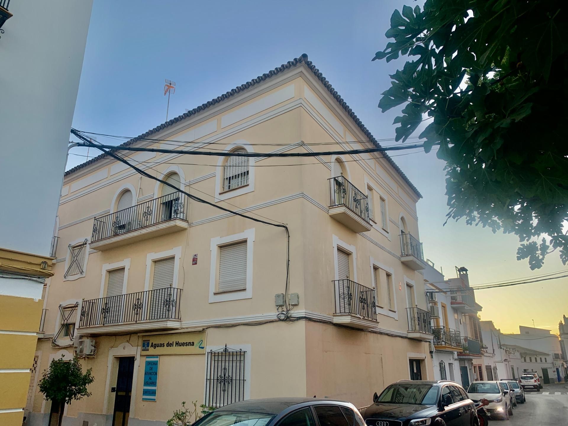 Exterior view of Flat for sale in Cantillana  with Air Conditioner, Storage room and Balcony