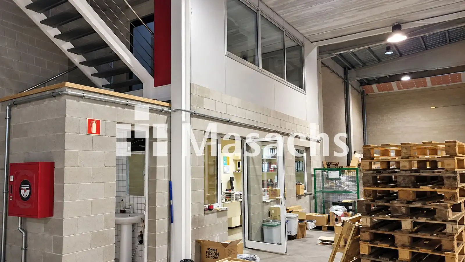 Nave industrial in affitto a Domeny, imagen 4