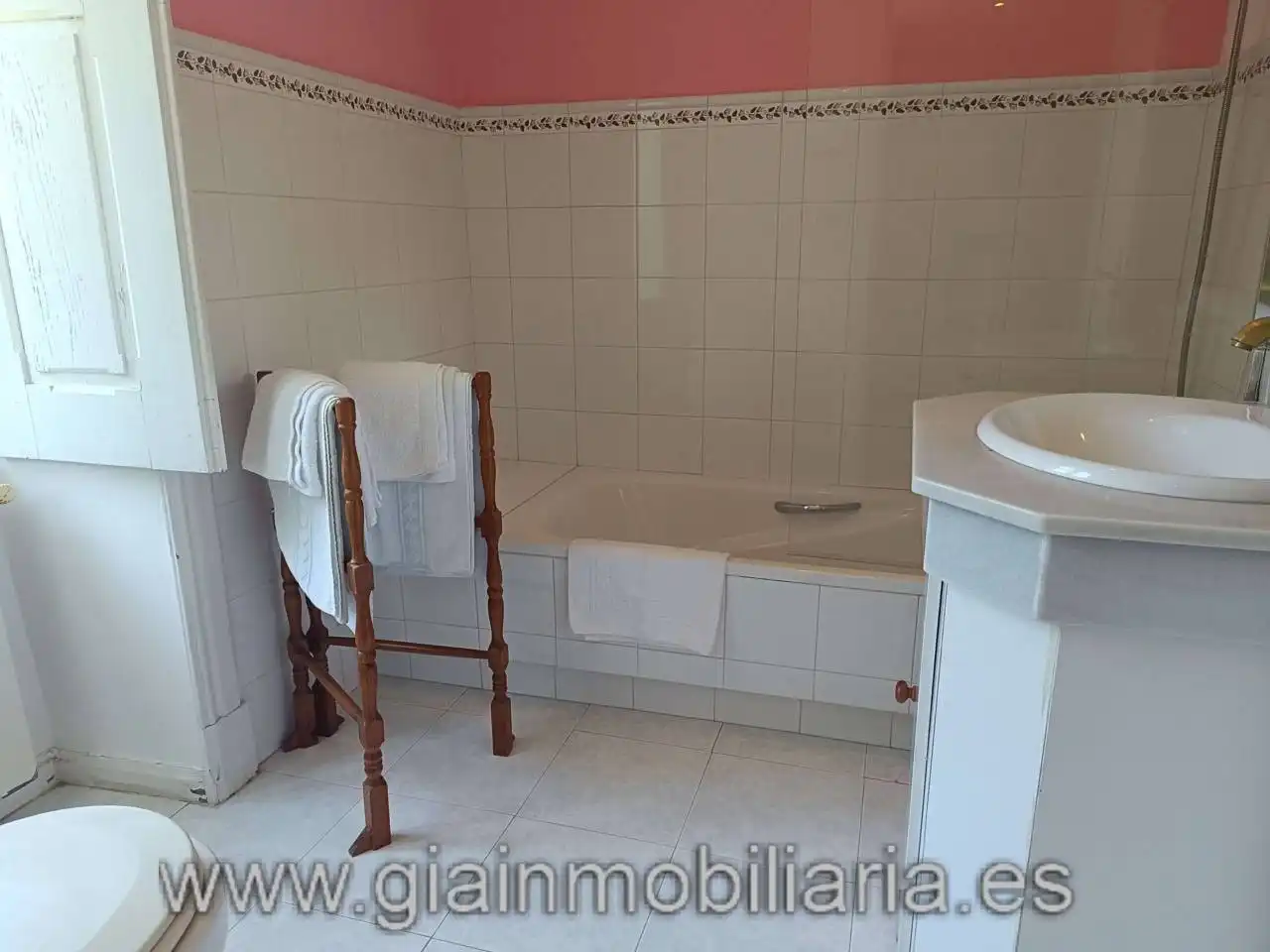 Baño de Casa o chalet en venta en Mondariz con Calefacción, Jardín privado y Terraza