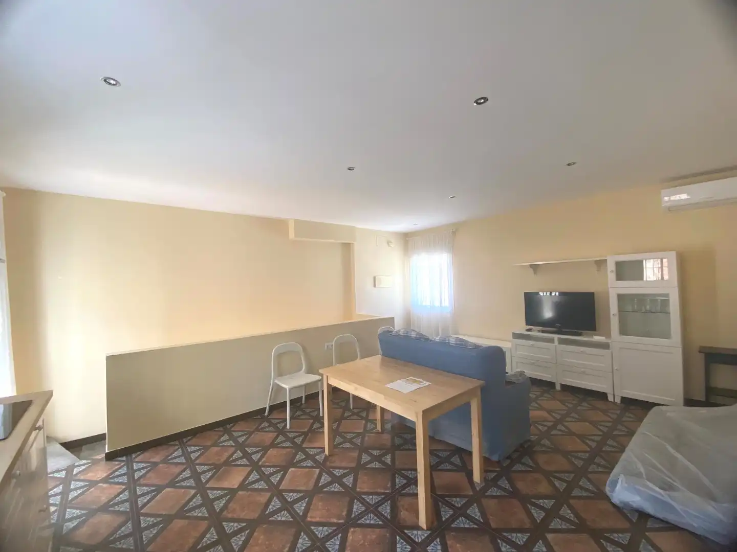 Wohnzimmer von Wohnung zur Miete in Málaga Capital