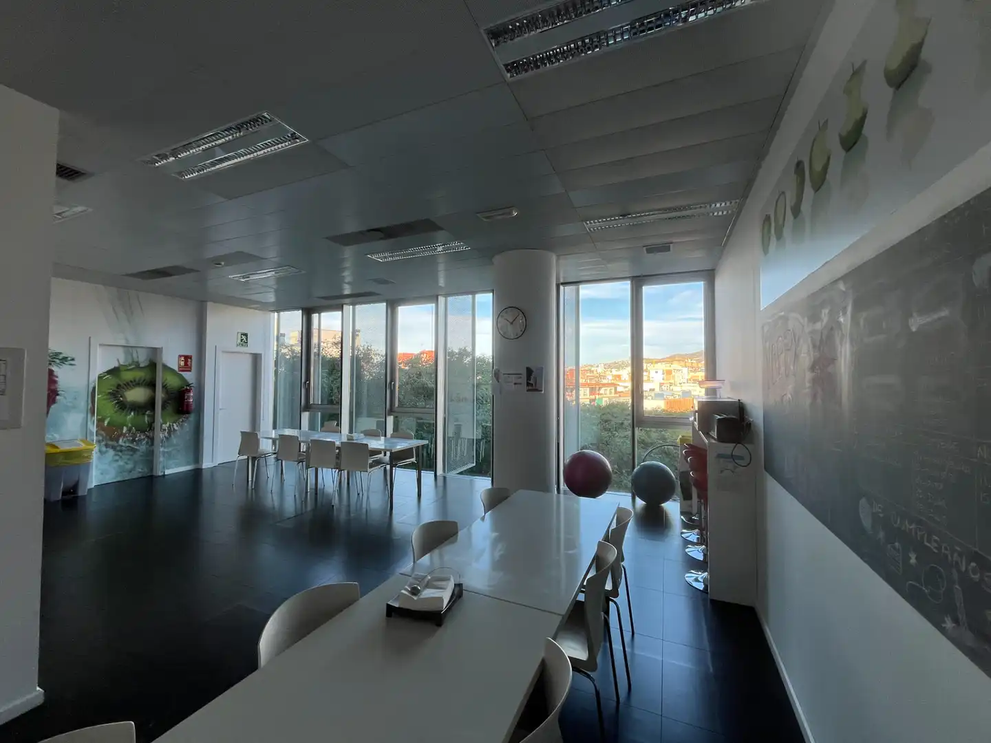 Office for rent in L'Hospitalet de Llobregat  with Air Conditioner, Heating and Terrace
