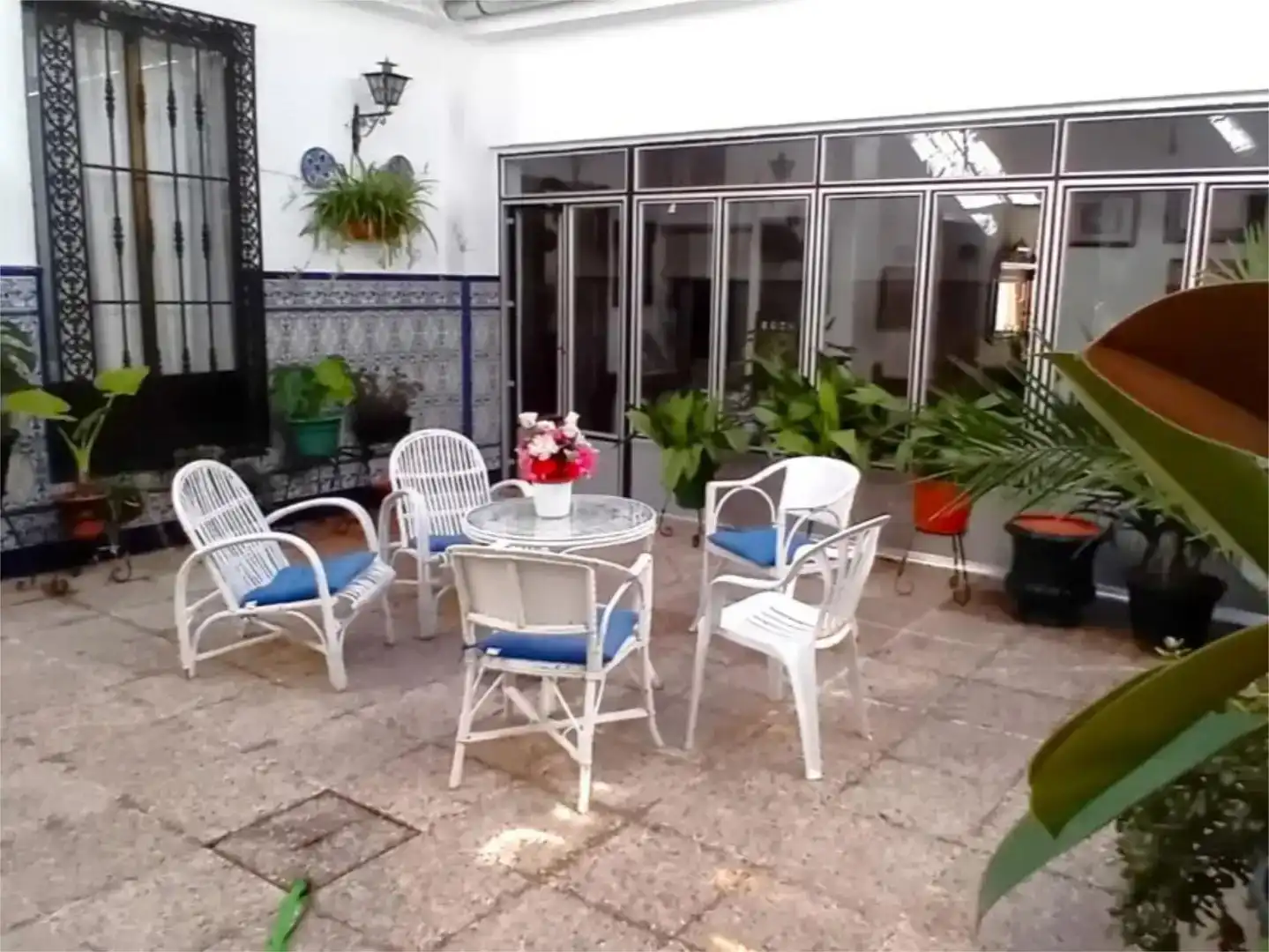 Terrassa de Casa adosada en venda en Bujalance amb Aire condicionat, Piscina i Balcó