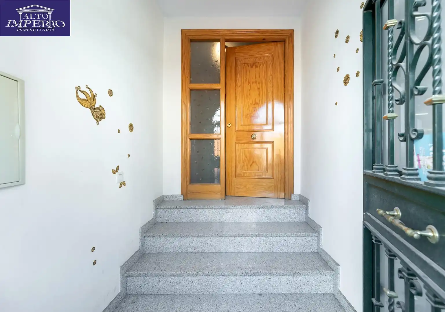 Terraced house with terrace for sale in San Antón, imagen 4