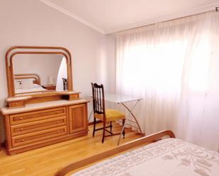 Bedroom of Apartment to share in Vigo   with Heating, Furnished and Oven