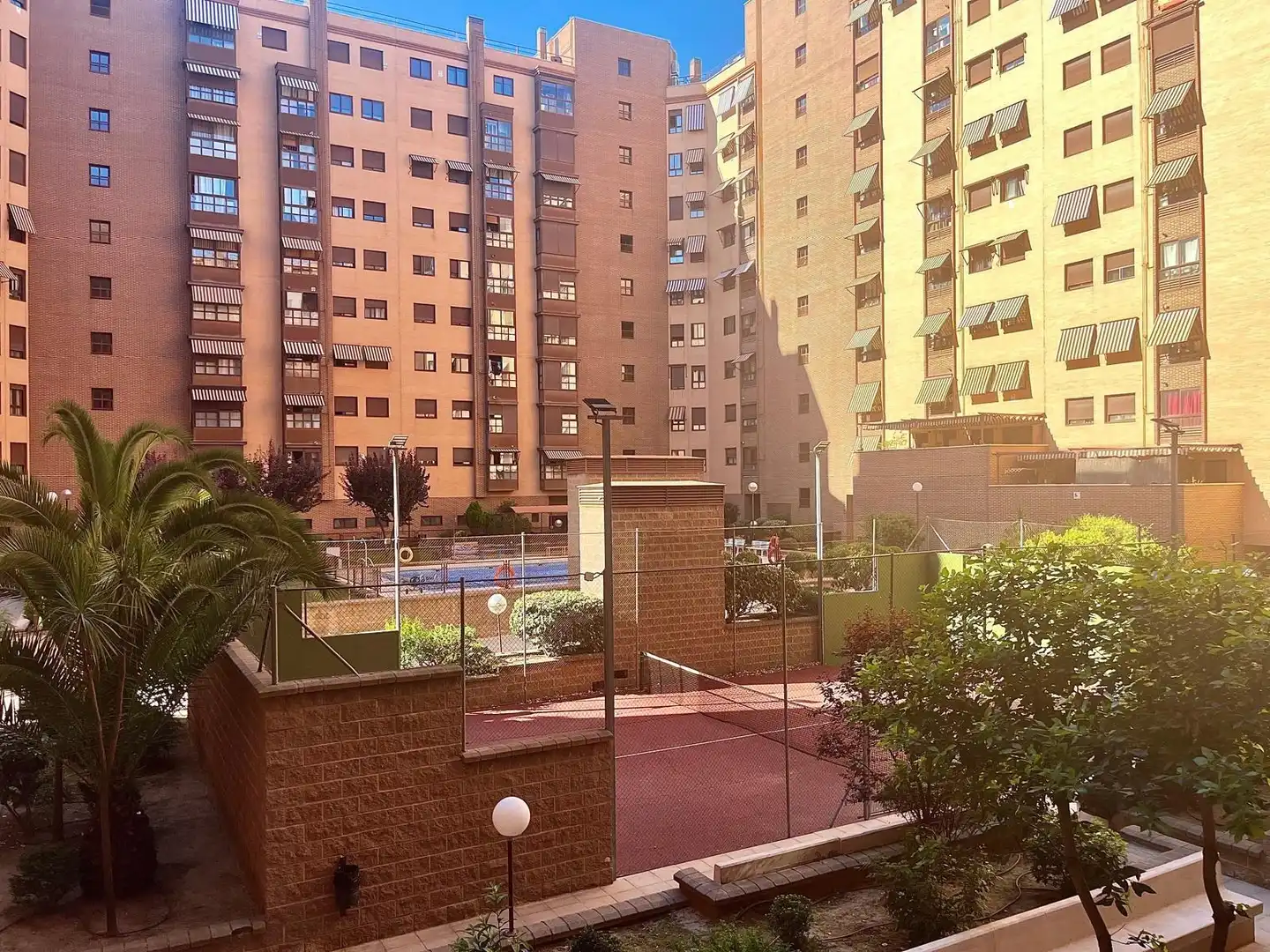 Exterior view of Flat for sale in Madrid  with Heating, Private garden and Terrace