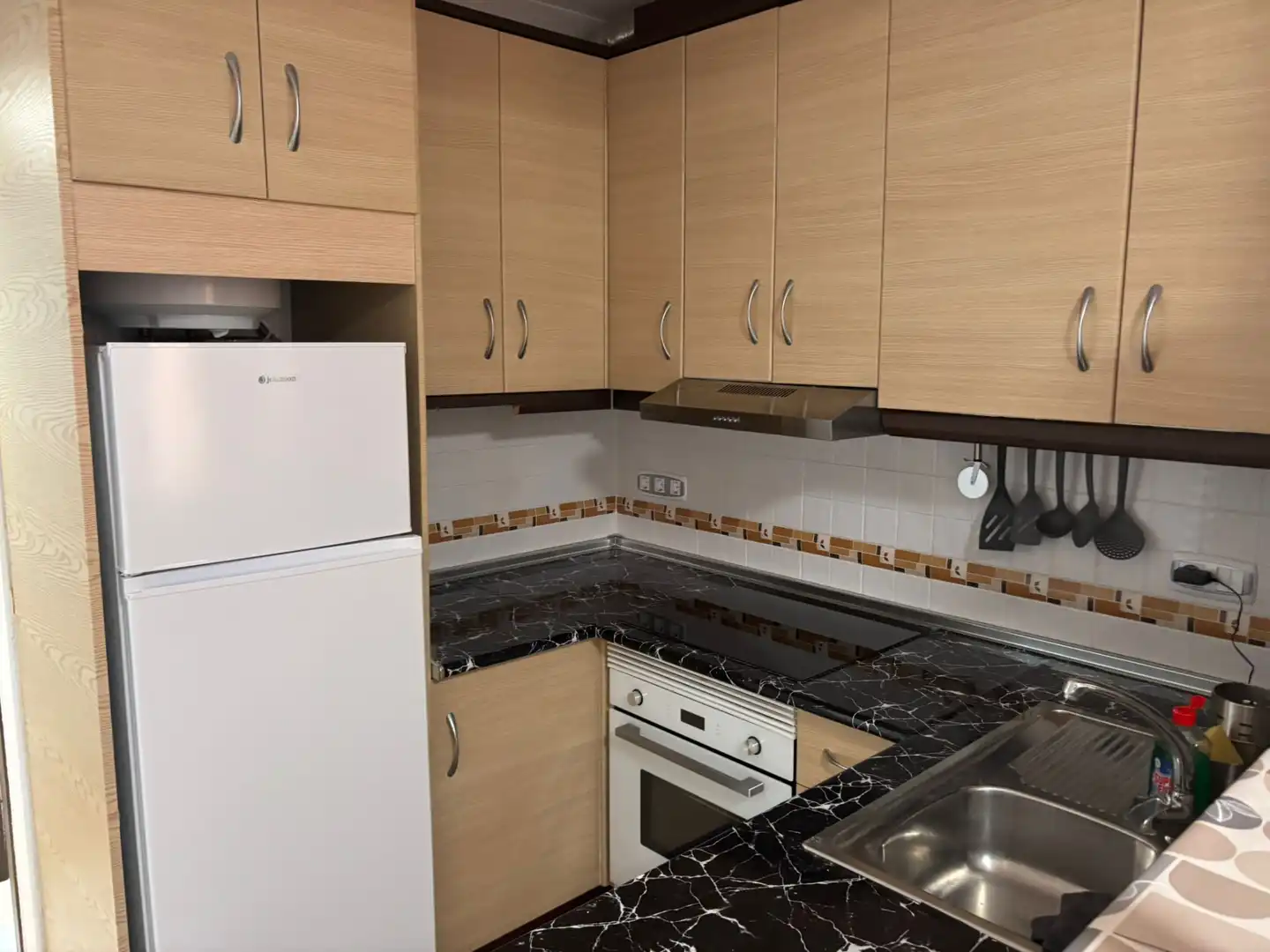 Kitchen of Ground floor for rent in Águilas  with Air Conditioner, Terrace and Furnished