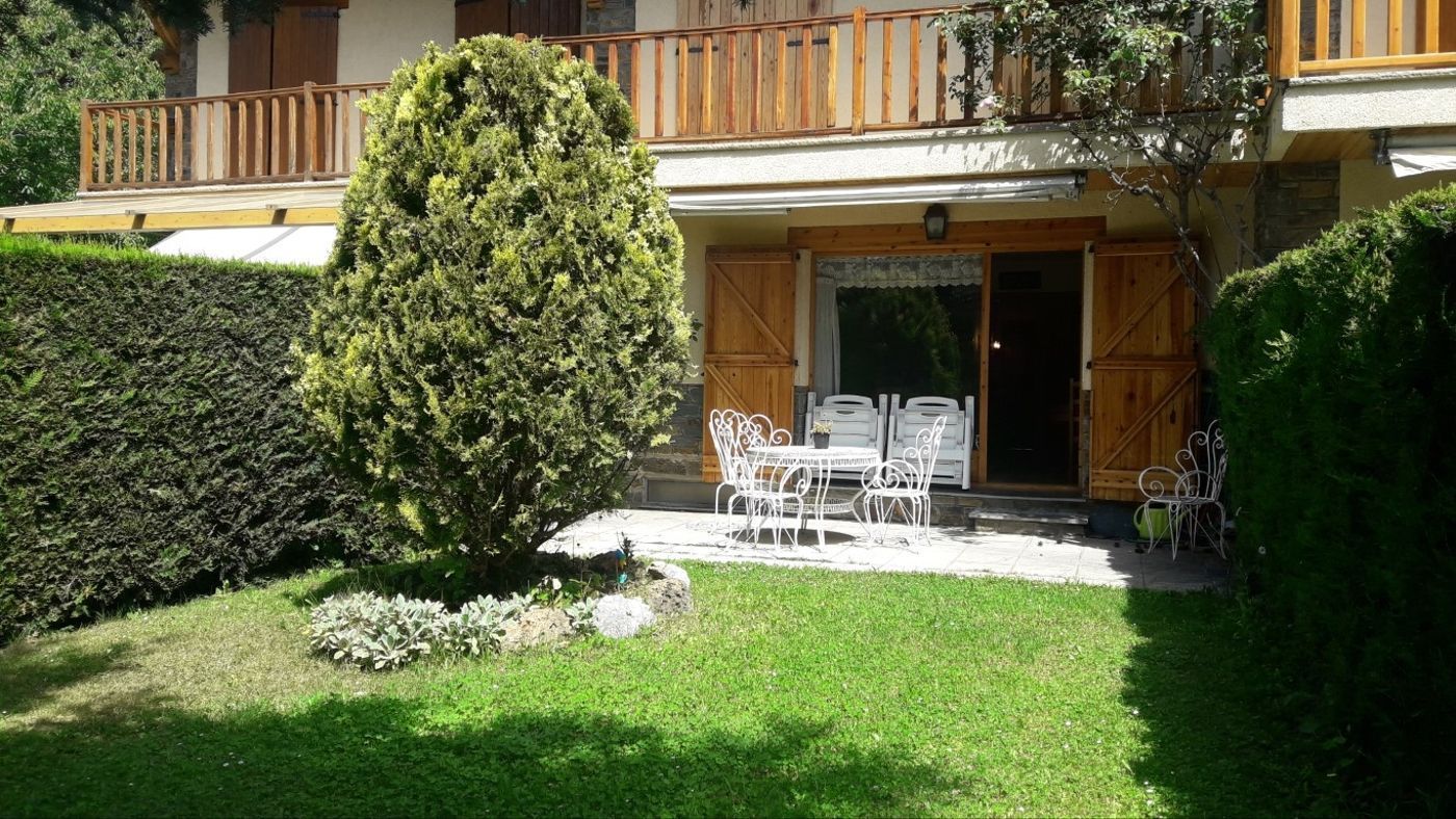 Einfamilien-Reihenhaus miete in Passeig Pere Borrell, 12, Puigcerdà
