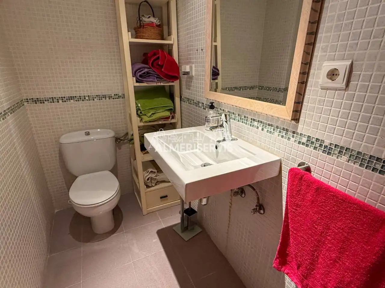 Baño de Piso en venta en El Ejido con Aire acondicionado y Amueblado