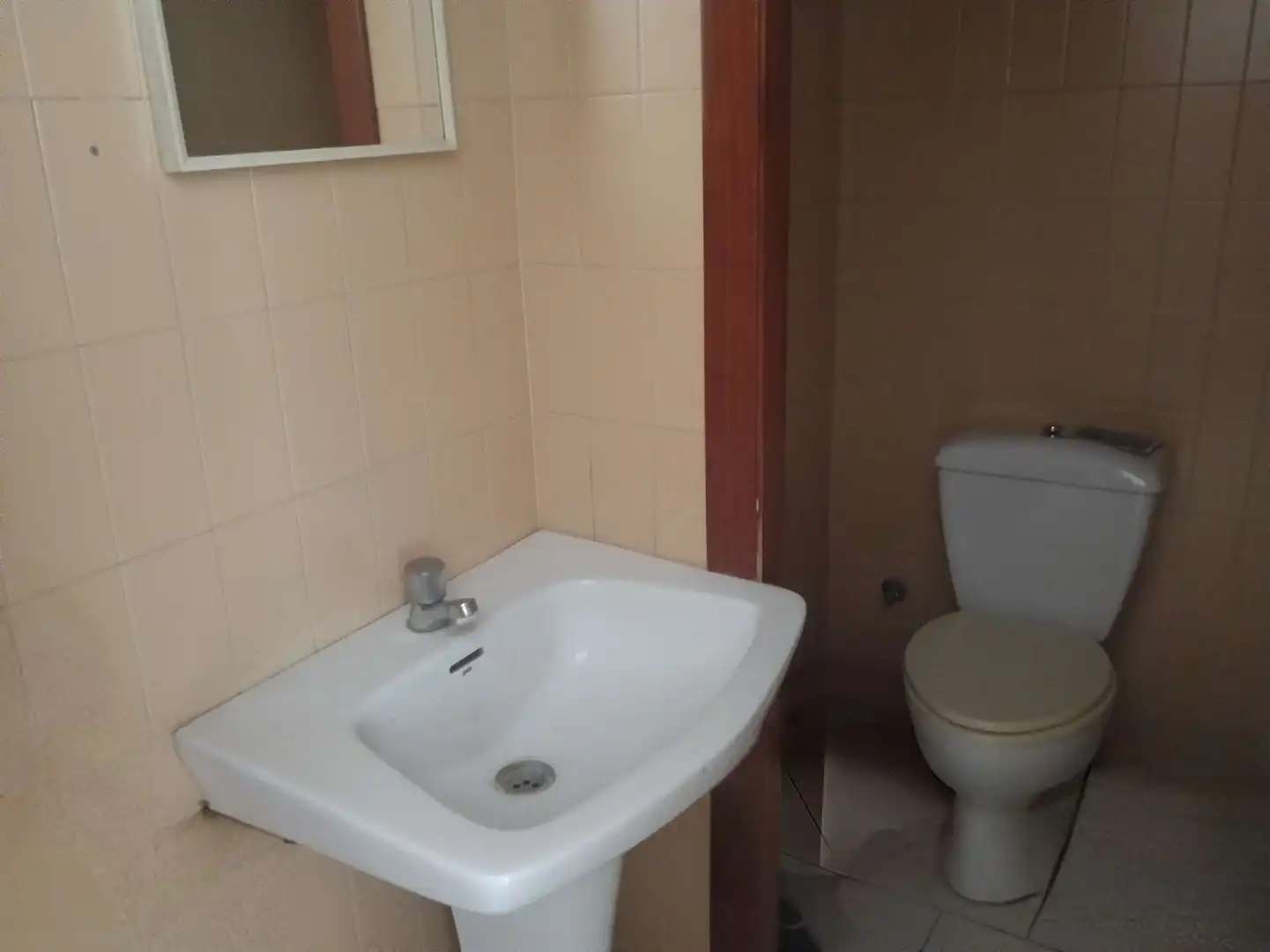 Bany de Local de lloguer en Zaragoza