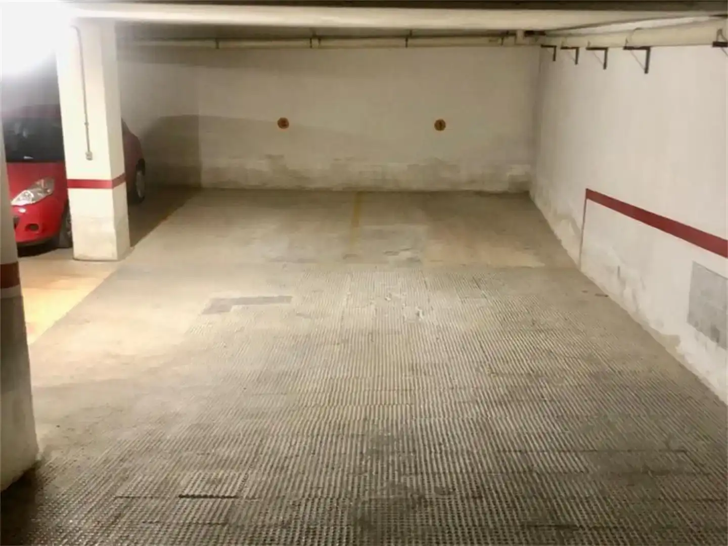 Garage for rent in Plaza de la Concepción, Centro