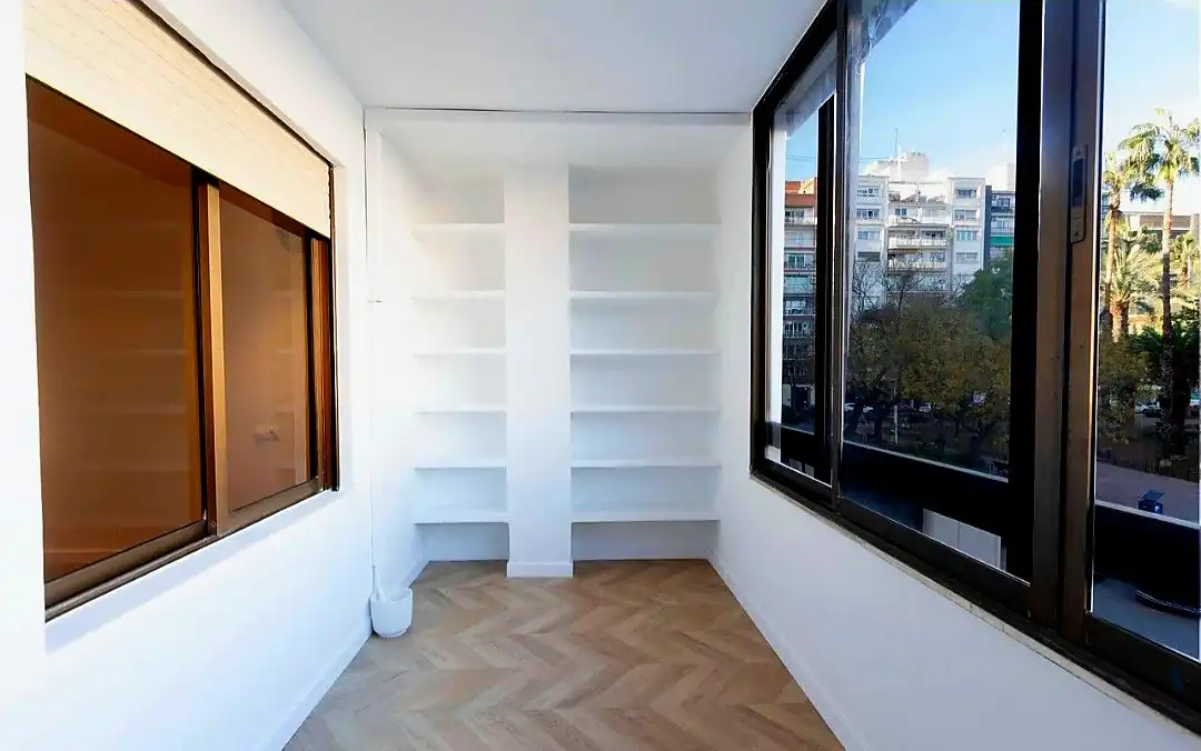 Flat with terrace for sale in Plaça de l'Horticultor Corset, imagen 4