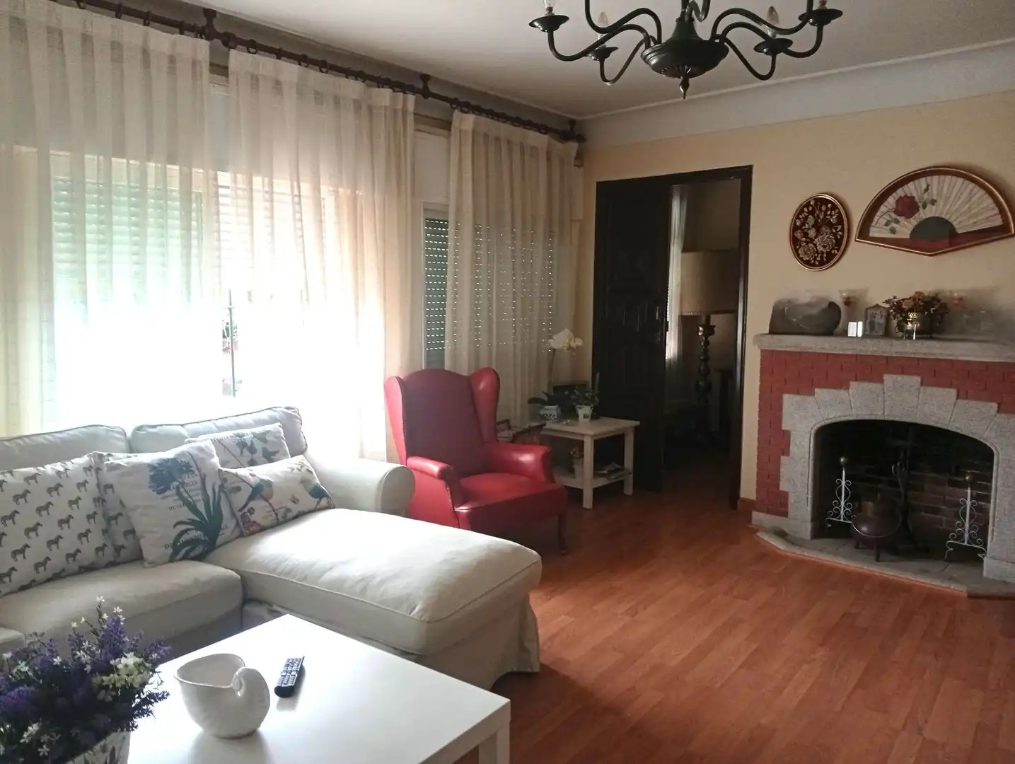 Sala de estar de Casa o chalet en venta en Villanueva de la Vera con Jardín privado y Trastero
