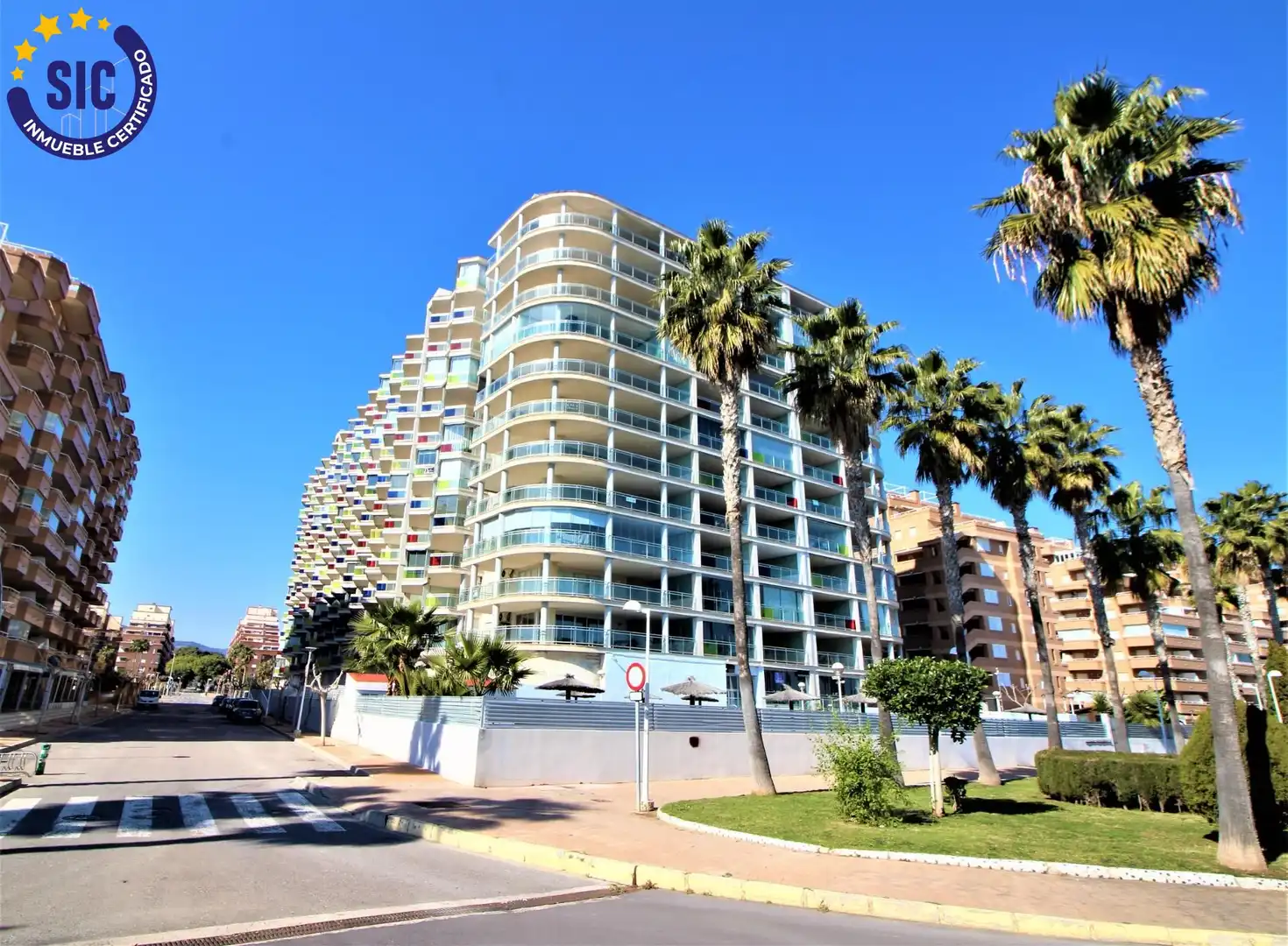 Vista exterior de Apartament en venda en Oropesa del Mar / Orpesa amb Aire condicionat, Jardí privat i Terrassa
