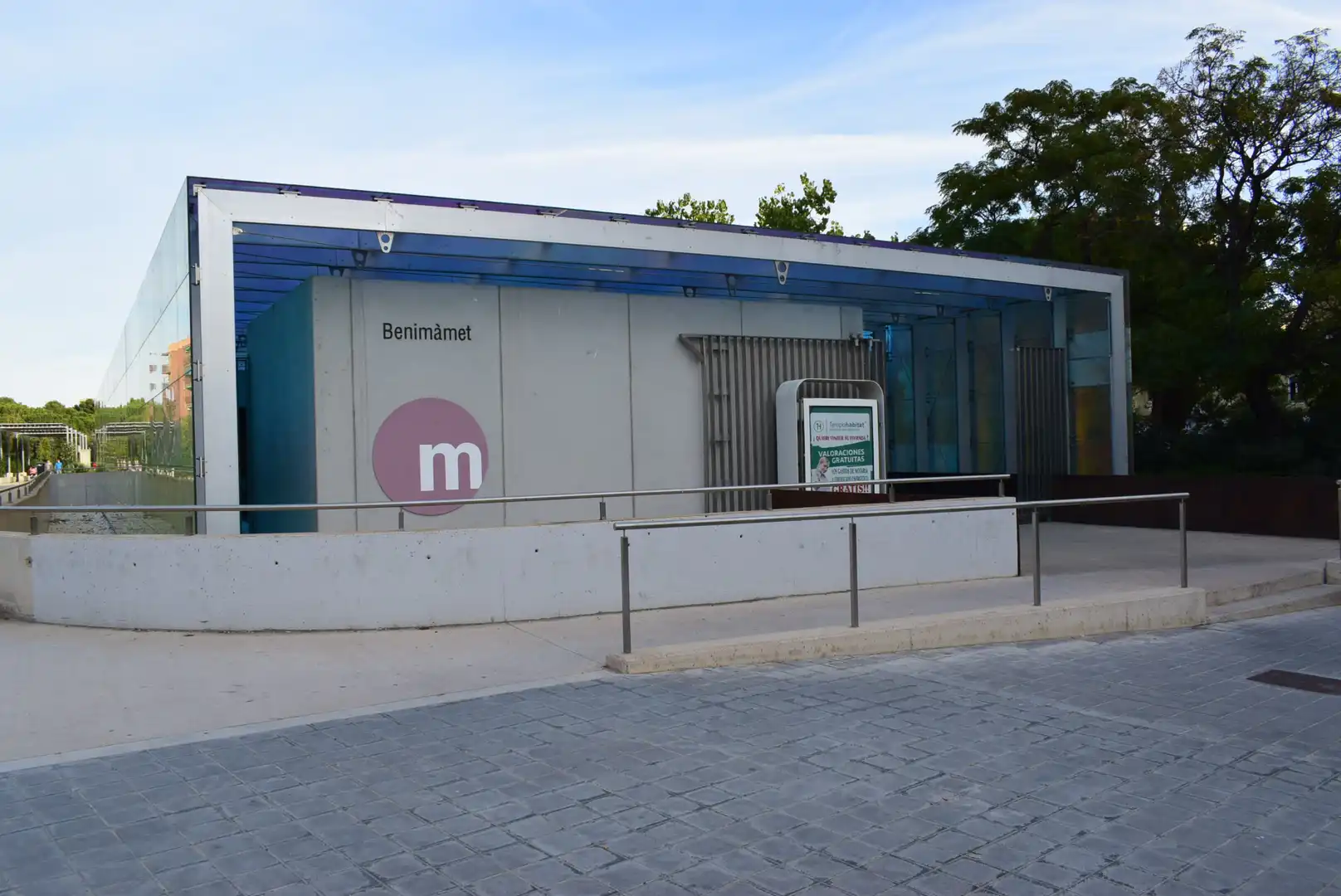 Vista exterior de Local de lloguer en Valencia
