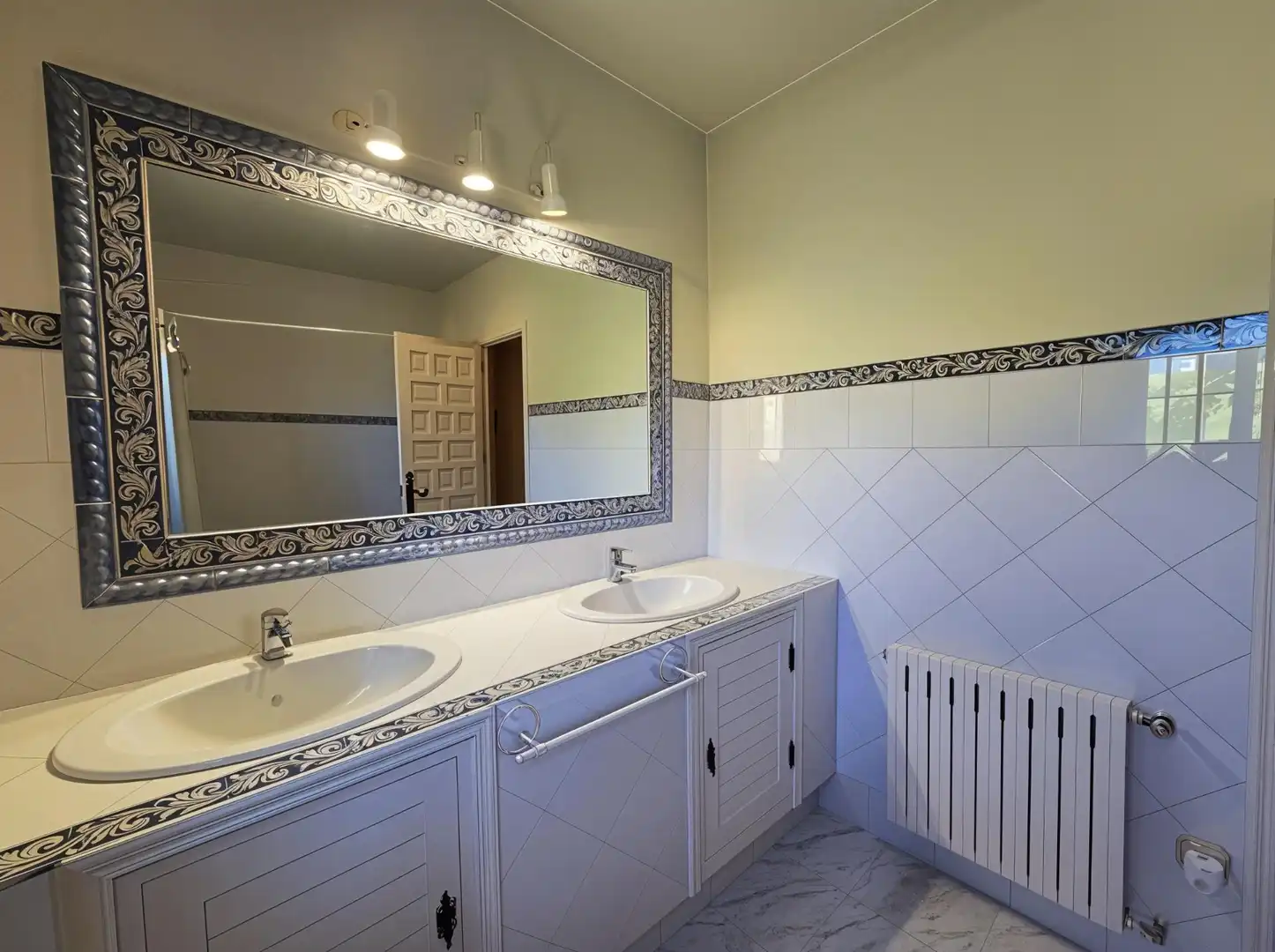 Baño de Casa o chalet en venta en Plasencia con Aire acondicionado, Calefacción y Jardín privado