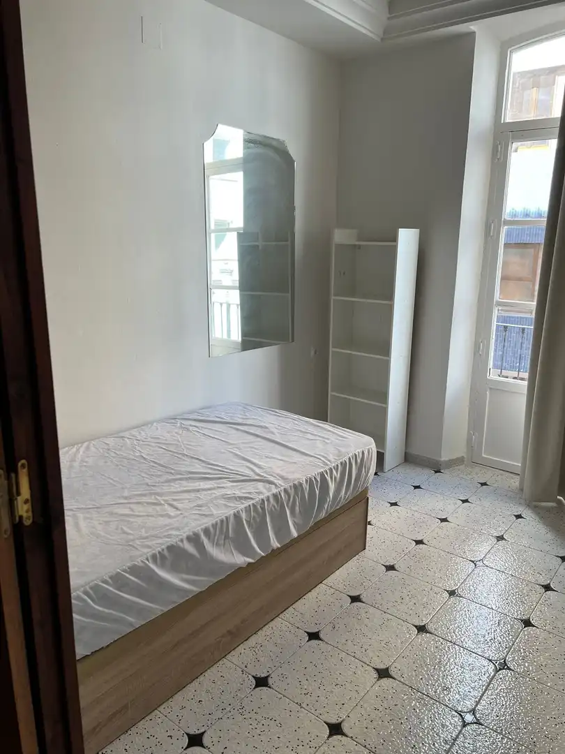 Pis de lloguer a Calle Alhóndiga, 16, Centro - Sagrario