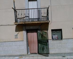 Exterior view of House or chalet for sale in Ahigal