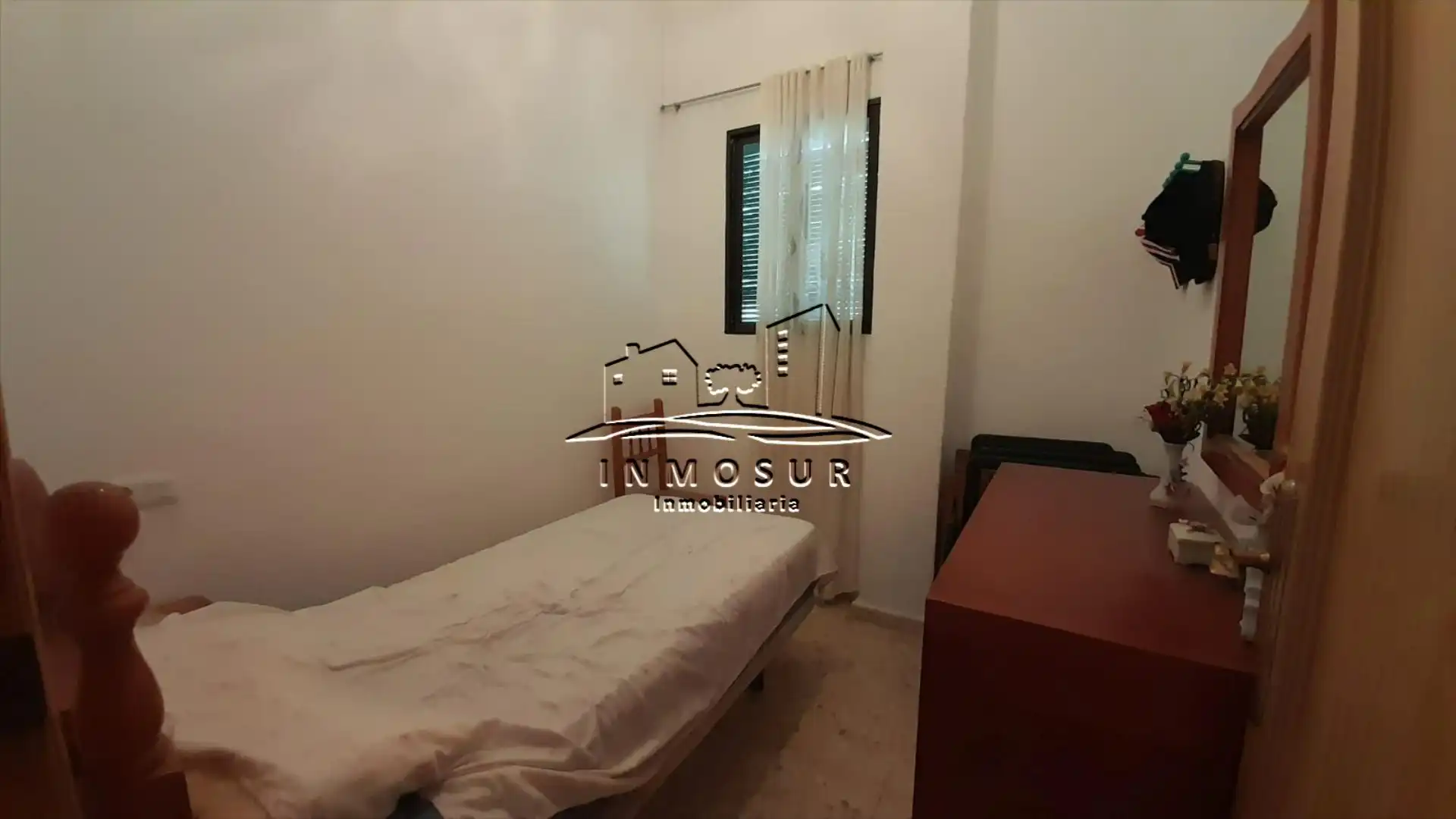 Habitación de Casa o chalet en venta en Lucena con Trastero y Piscina